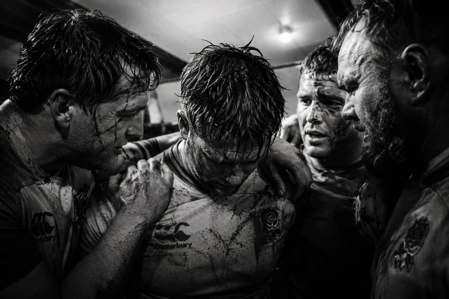 Vestiaire d'une équipe de rugby avant un match